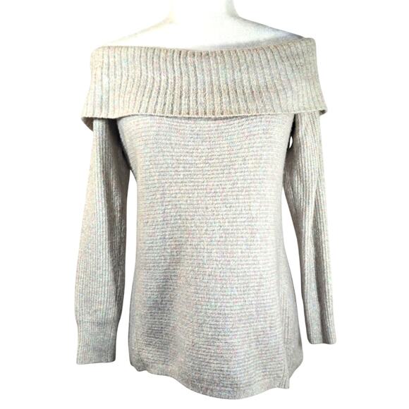 M American Eagle AE Whoa So Soft Off-The-Shoulder Sweater M Beige Pink Green - Picture 1 of 10